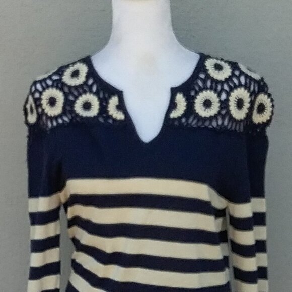 Anthropologie Solitaire Women's Top Med Blue-Cream Crochet Striped Flowers - Picture 4 of 7